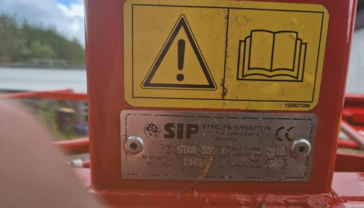 SIP 350 T rive - Prevrtač sijena/ Grabulje: slika SIP 350 T rive - Prevrtač sijena/ Grabulje SIP 350 T rive - Prevrtač sijena/ Grabulje: slika SIP 350 T rive - Prevrtač sijena/ Grabulje