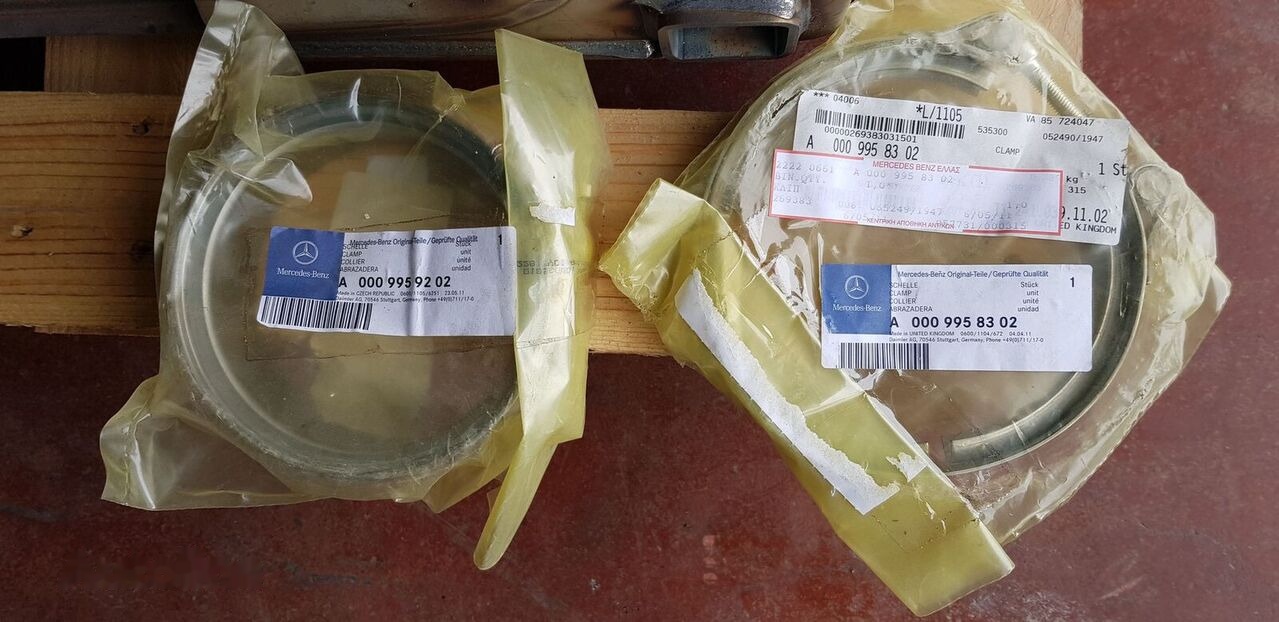 Eberspächer SC 2031 SH 5004 Mercedes-Benz ACTROS MB2 - Katalizator za Kamion: slika Eberspächer SC 2031 SH 5004 Mercedes-Benz ACTROS MB2 - Katalizator za Kamion Eberspächer SC 2031 SH 5004 Mercedes-Benz ACTROS MB2 - Katalizator za Kamion: slika Eberspächer SC 2031 SH 5004 Mercedes-Benz ACTROS MB2 - Katalizator za Kamion