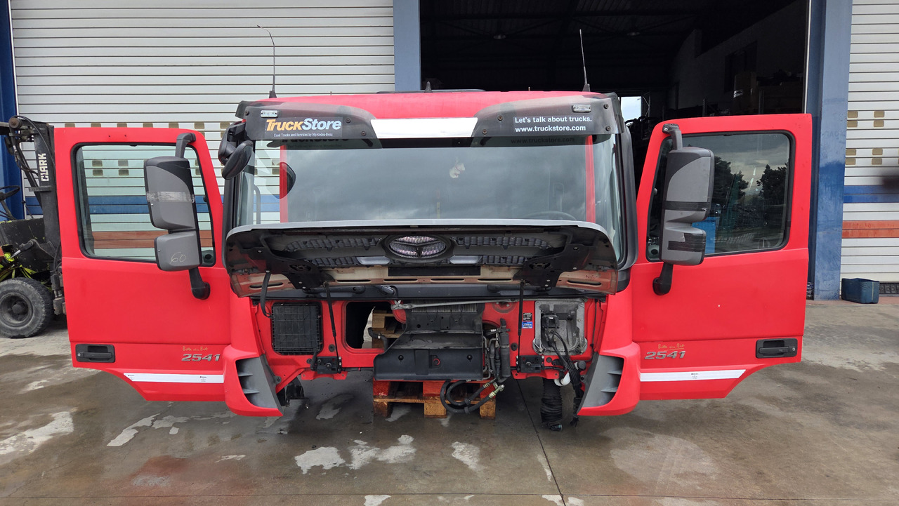 MERCEDES-BENZ CABIN ACTROS MP3 MEDIUM - Kabina za Kamion: slika MERCEDES-BENZ CABIN ACTROS MP3 MEDIUM - Kabina za Kamion MERCEDES-BENZ CABIN ACTROS MP3 MEDIUM - Kabina za Kamion: slika MERCEDES-BENZ CABIN ACTROS MP3 MEDIUM - Kabina za Kamion