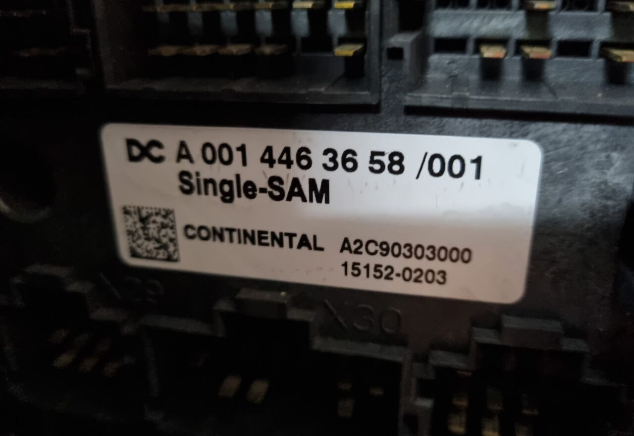 MERCEDES-BENZ Mercedes-Benz ACTROS ATEGO MP4 EURO 6 - Ploča s instrumentima za Kamion: slika MERCEDES-BENZ Mercedes-Benz ACTROS ATEGO MP4 EURO 6 - Ploča s instrumentima za Kamion MERCEDES-BENZ Mercedes-Benz ACTROS ATEGO MP4 EURO 6 - Ploča s instrumentima za Kamion: slika MERCEDES-BENZ Mercedes-Benz ACTROS ATEGO MP4 EURO 6 - Ploča s instrumentima za Kamion