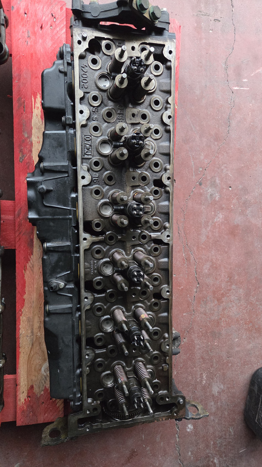 MERCEDES-BENZ OM 470 LA - Glava cilindra za Kamion: slika MERCEDES-BENZ OM 470 LA - Glava cilindra za Kamion MERCEDES-BENZ OM 470 LA - Glava cilindra za Kamion: slika MERCEDES-BENZ OM 470 LA - Glava cilindra za Kamion