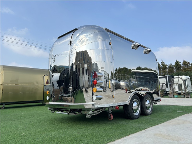 HUANMAI Burger Food Truck Beverage Food Trailer - Prikolica za prodaju brze hrane: slika HUANMAI Burger Food Truck Beverage Food Trailer - Prikolica za prodaju brze hrane HUANMAI Burger Food Truck Beverage Food Trailer - Prikolica za prodaju brze hrane: slika HUANMAI Burger Food Truck Beverage Food Trailer - Prikolica za prodaju brze hrane