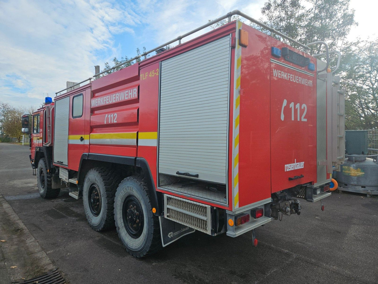 MAN KAT 6x6 Tanklöschfahrzeug - Kamion cisterna: slika MAN KAT 6x6 Tanklöschfahrzeug - Kamion cisterna MAN KAT 6x6 Tanklöschfahrzeug - Kamion cisterna: slika MAN KAT 6x6 Tanklöschfahrzeug - Kamion cisterna