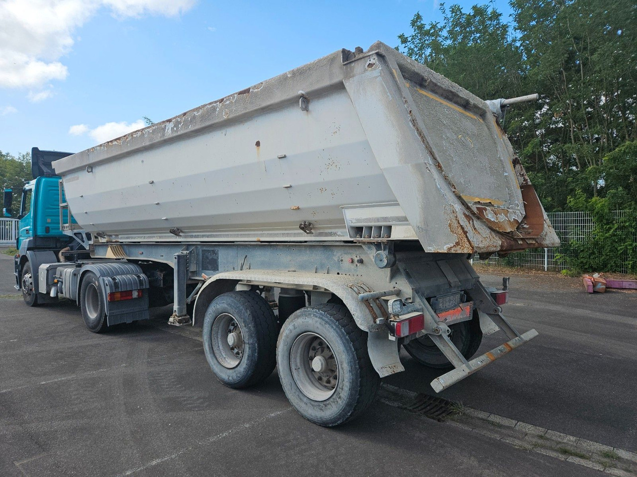 Meiller Stahlmulde Halbschale - Kiper poluprikolica: slika Meiller Stahlmulde Halbschale - Kiper poluprikolica Meiller Stahlmulde Halbschale - Kiper poluprikolica: slika Meiller Stahlmulde Halbschale - Kiper poluprikolica