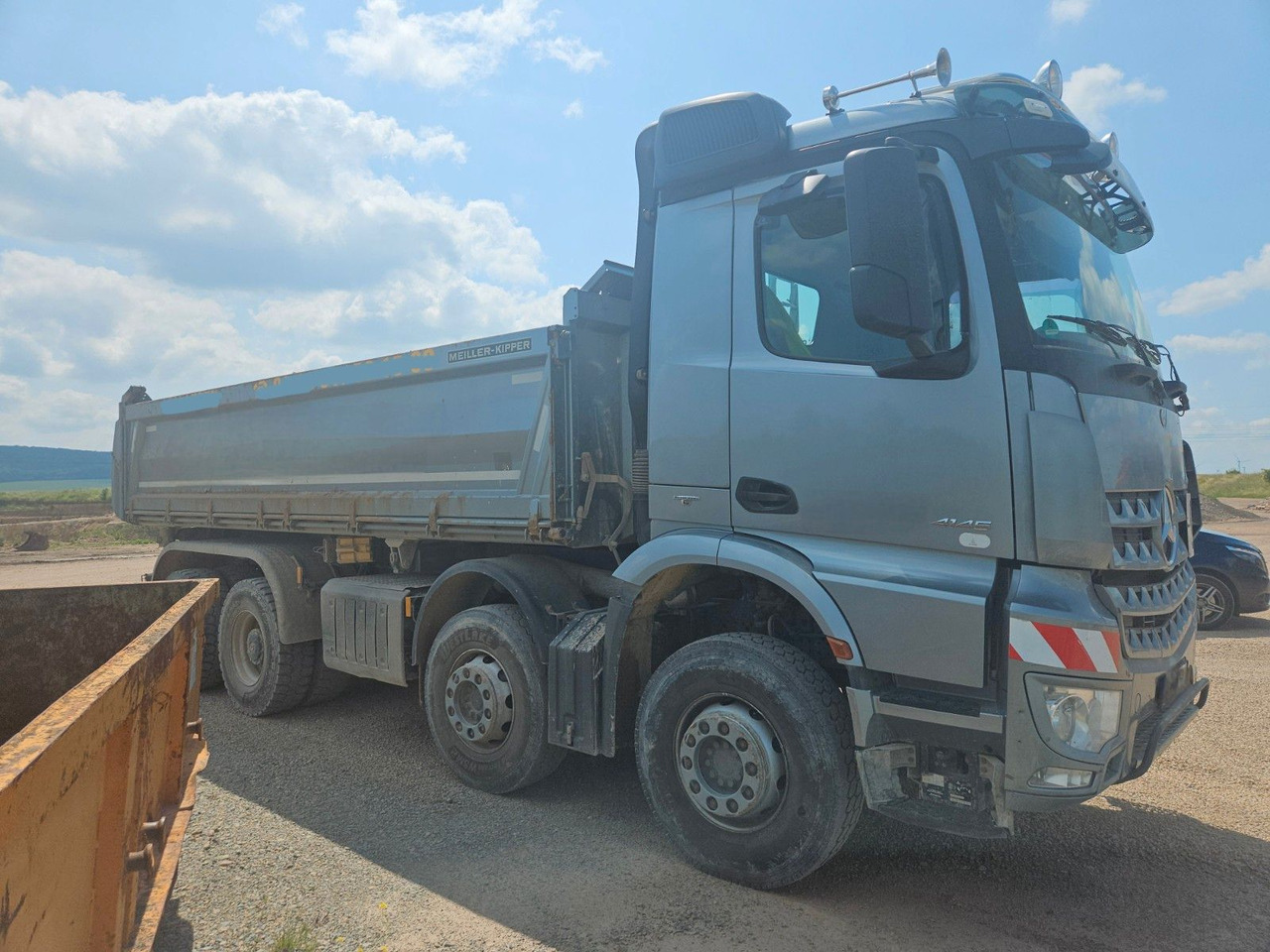 Mercedes-Benz Arocs 8x4 Dreiseitenkipper - Kiper: slika Mercedes-Benz Arocs 8x4 Dreiseitenkipper - Kiper Mercedes-Benz Arocs 8x4 Dreiseitenkipper - Kiper: slika Mercedes-Benz Arocs 8x4 Dreiseitenkipper - Kiper