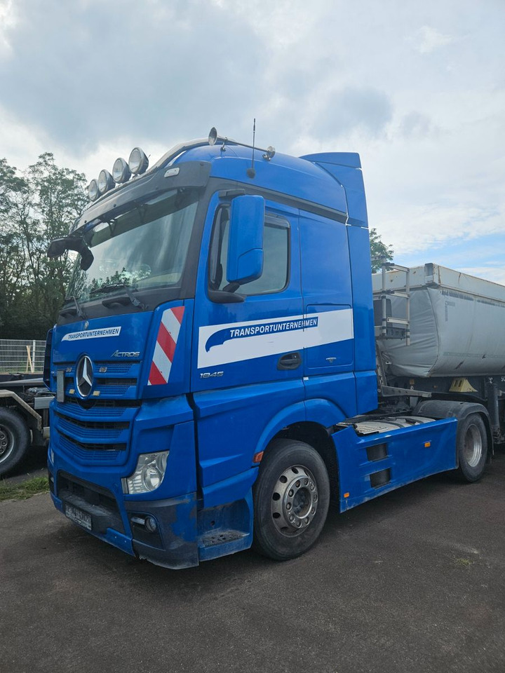 Mercedes-Benz Actros 1845 Kipphydraulik, Retarder, Vollspoiler - Tegljač: slika Mercedes-Benz Actros 1845 Kipphydraulik, Retarder, Vollspoiler - Tegljač Mercedes-Benz Actros 1845 Kipphydraulik, Retarder, Vollspoiler - Tegljač: slika Mercedes-Benz Actros 1845 Kipphydraulik, Retarder, Vollspoiler - Tegljač