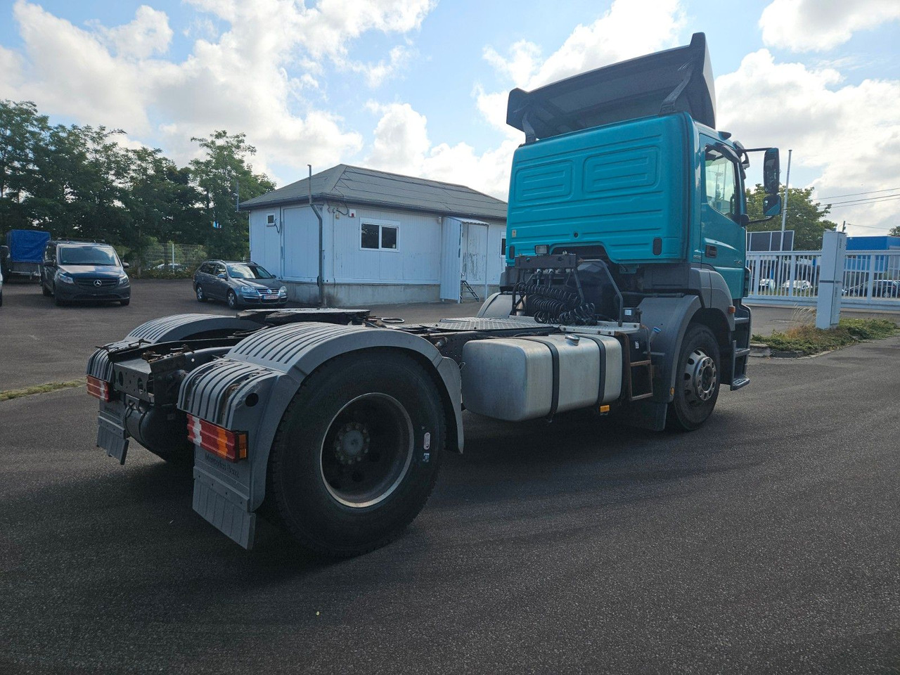 Mercedes-Benz Axor 1843 4x2 mit Kipphydraulik - Tegljač: slika Mercedes-Benz Axor 1843 4x2 mit Kipphydraulik - Tegljač Mercedes-Benz Axor 1843 4x2 mit Kipphydraulik - Tegljač: slika Mercedes-Benz Axor 1843 4x2 mit Kipphydraulik - Tegljač