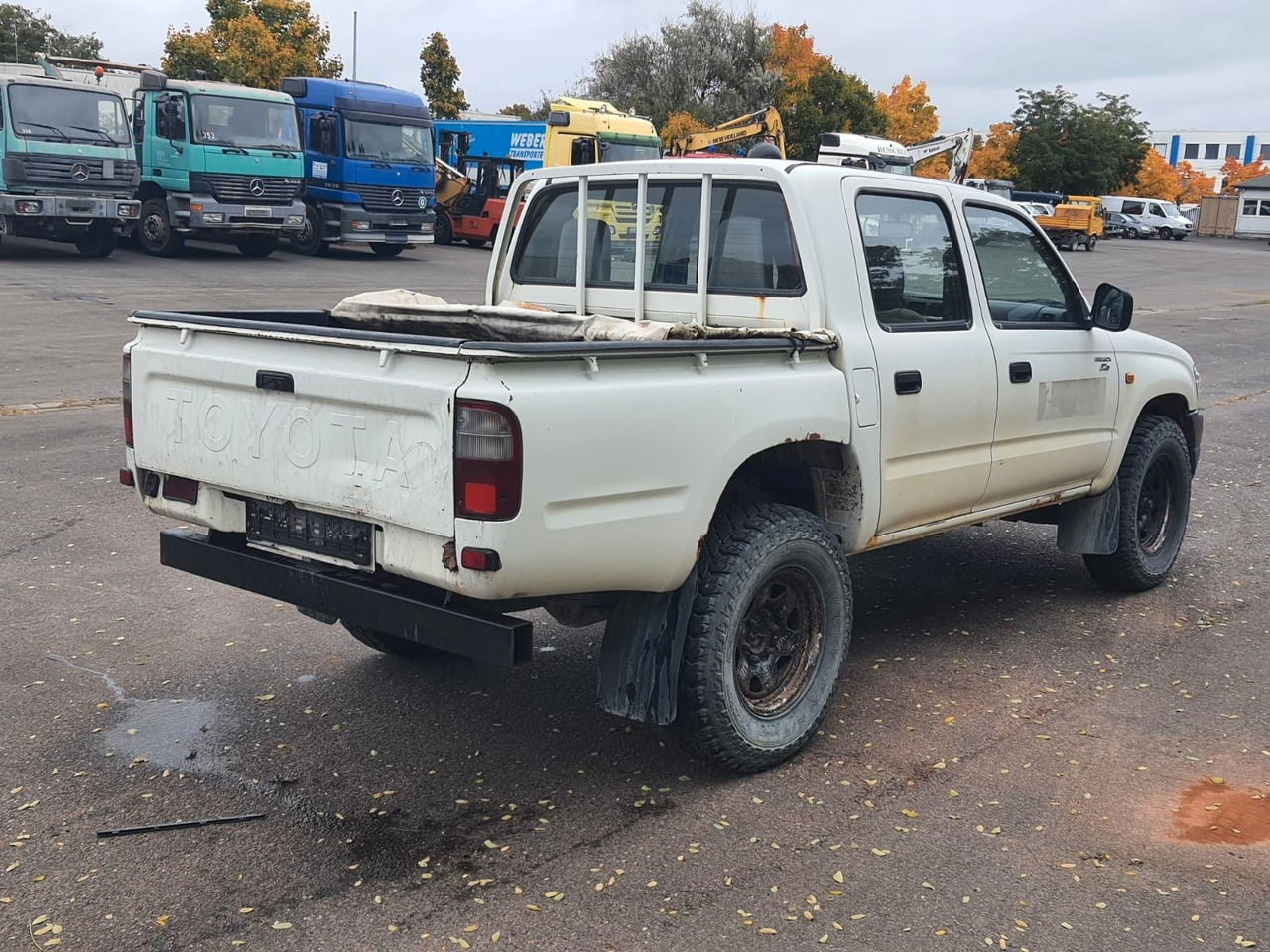 Toyota Hilux Double Cab 4x4 - SUV: slika Toyota Hilux Double Cab 4x4 - SUV Toyota Hilux Double Cab 4x4 - SUV: slika Toyota Hilux Double Cab 4x4 - SUV