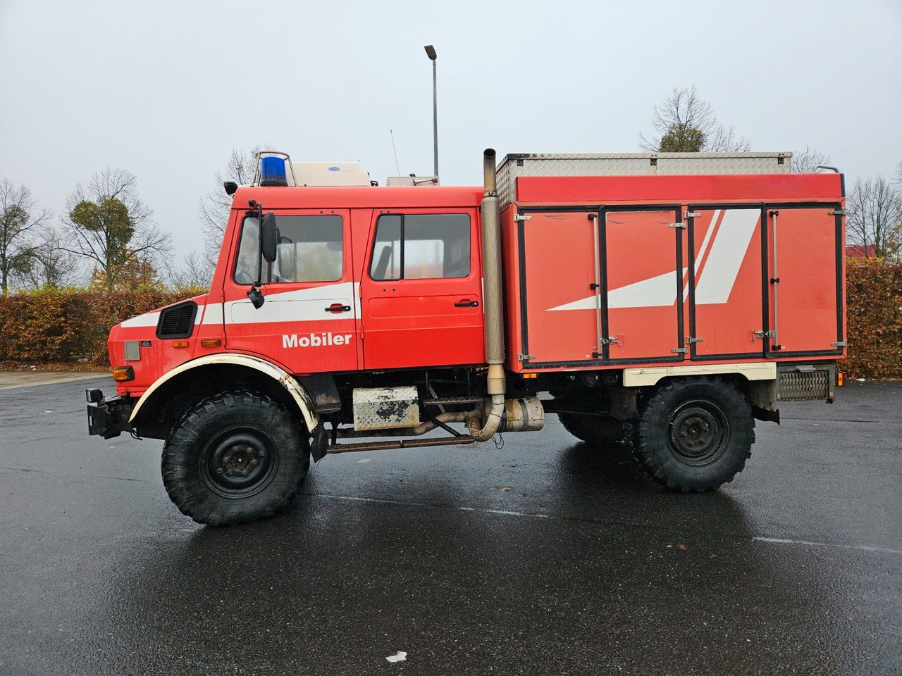 Unimog U4000 4x4 DOKA Tanklöschfahrzeug Feuerwehr - Kamion cisterna: slika Unimog U4000 4x4 DOKA Tanklöschfahrzeug Feuerwehr - Kamion cisterna Unimog U4000 4x4 DOKA Tanklöschfahrzeug Feuerwehr - Kamion cisterna: slika Unimog U4000 4x4 DOKA Tanklöschfahrzeug Feuerwehr - Kamion cisterna