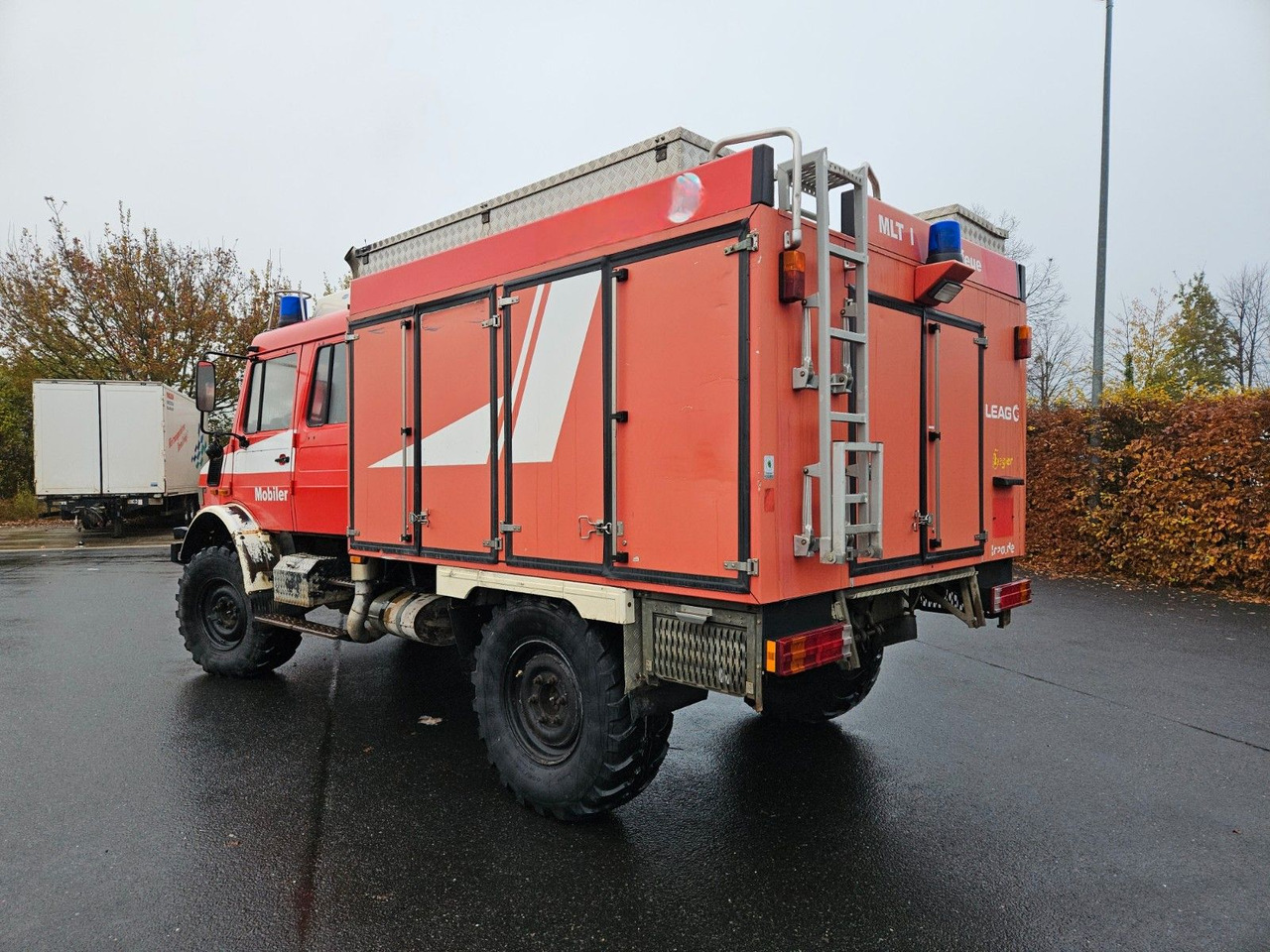 Unimog U4000 4x4 DOKA Tanklöschfahrzeug Feuerwehr - Kamion cisterna: slika Unimog U4000 4x4 DOKA Tanklöschfahrzeug Feuerwehr - Kamion cisterna Unimog U4000 4x4 DOKA Tanklöschfahrzeug Feuerwehr - Kamion cisterna: slika Unimog U4000 4x4 DOKA Tanklöschfahrzeug Feuerwehr - Kamion cisterna