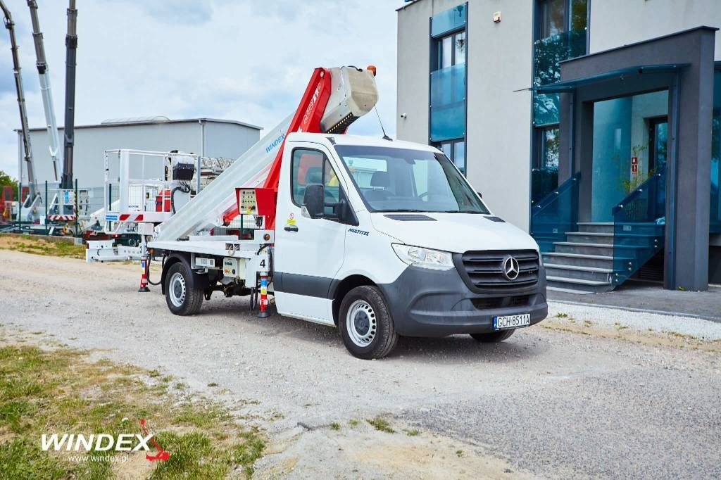 Multitel MTE 270 - Podizna platforma montirana na kamion: slika Multitel MTE 270 - Podizna platforma montirana na kamion Multitel MTE 270 - Podizna platforma montirana na kamion: slika Multitel MTE 270 - Podizna platforma montirana na kamion