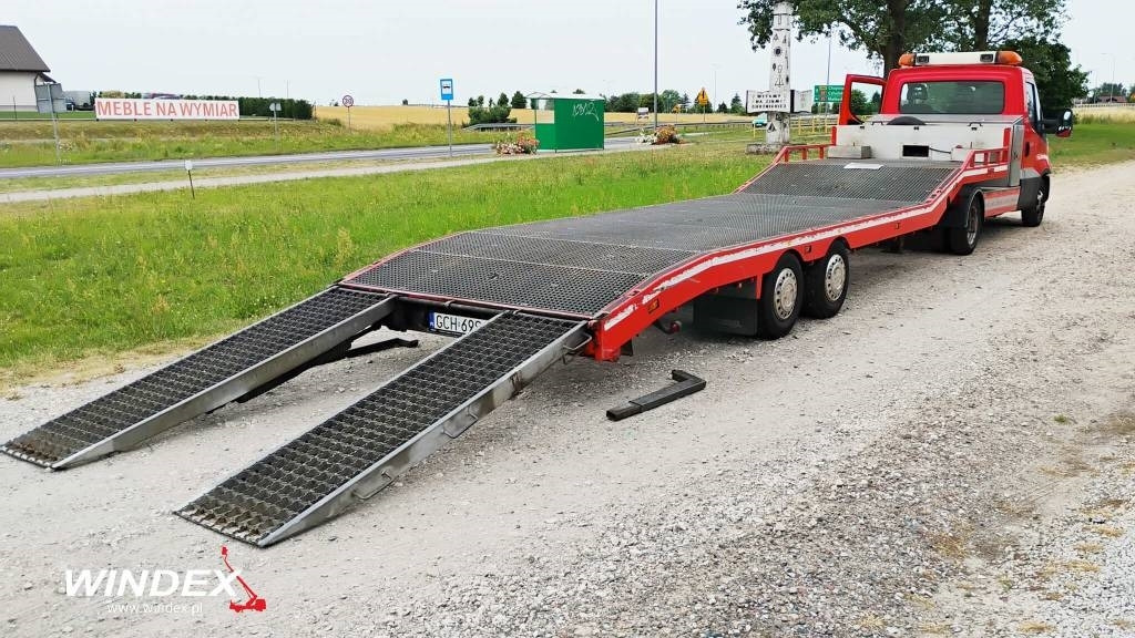 Iveco 40C21 - Tegljač: slika Iveco 40C21 - Tegljač Iveco 40C21 - Tegljač: slika Iveco 40C21 - Tegljač