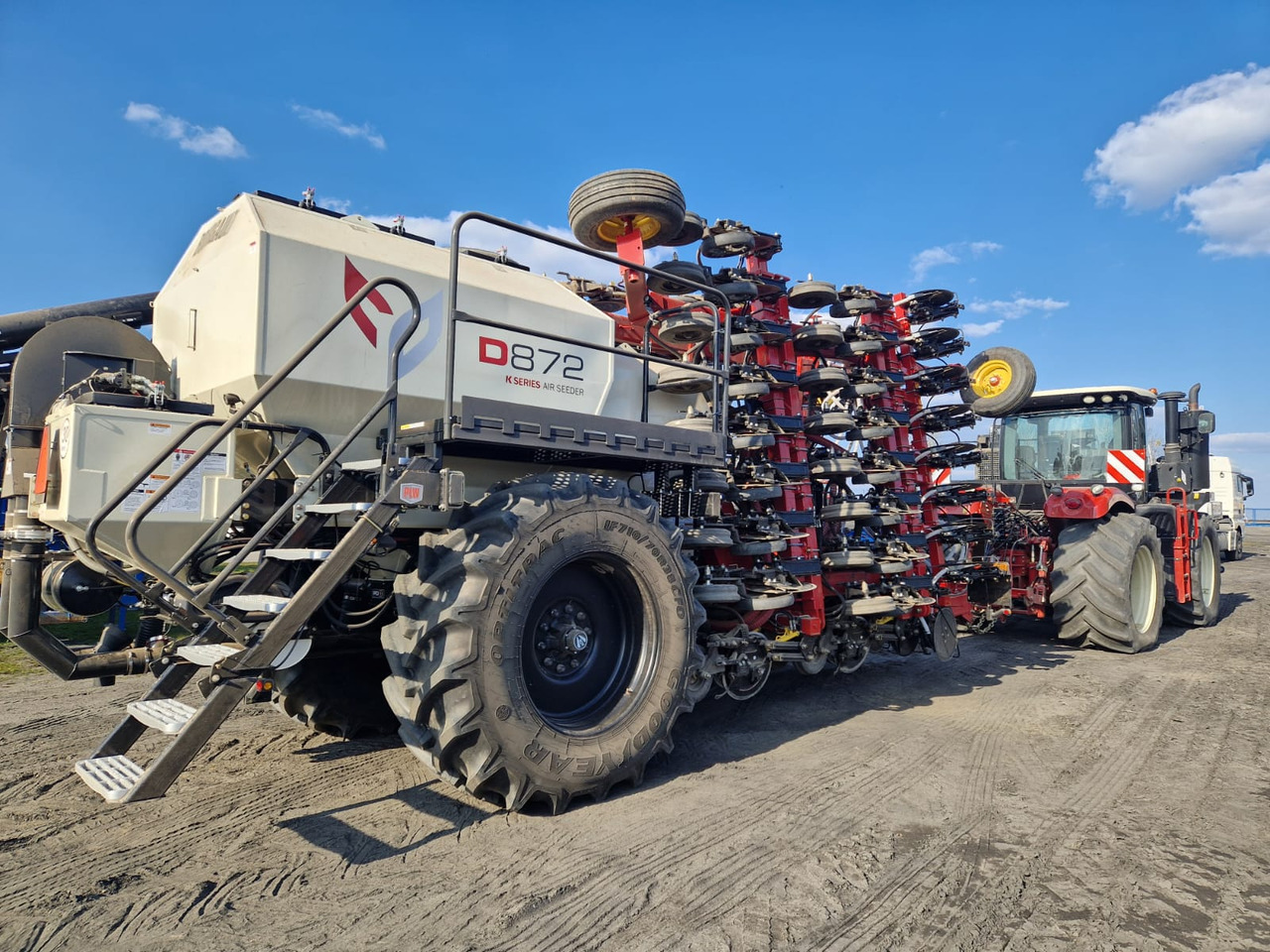 Bourgault CD 872-8 - Sijačica: slika Bourgault CD 872-8 - Sijačica Bourgault CD 872-8 - Sijačica: slika Bourgault CD 872-8 - Sijačica
