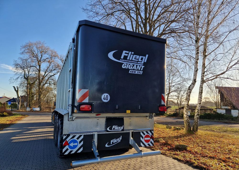 Fliegl ASW 391 - Prikolica za poljoprivredna gospodarstva: slika Fliegl ASW 391 - Prikolica za poljoprivredna gospodarstva Fliegl ASW 391 - Prikolica za poljoprivredna gospodarstva: slika Fliegl ASW 391 - Prikolica za poljoprivredna gospodarstva