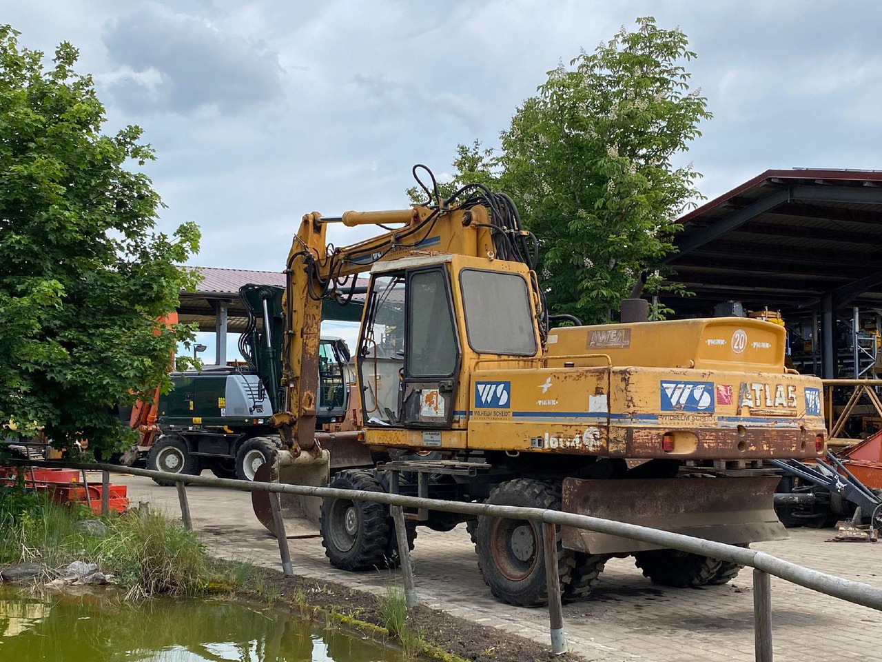 Atlas AB 1604 - Bager na kotačima: slika Atlas AB 1604 - Bager na kotačima Atlas AB 1604 - Bager na kotačima: slika Atlas AB 1604 - Bager na kotačima