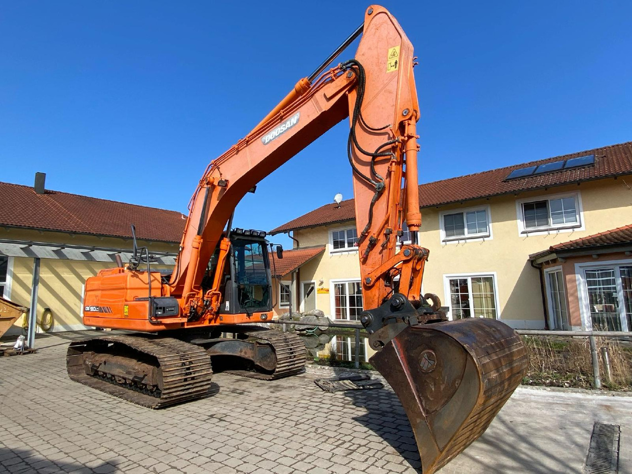 Doosan DX 180 LC -3 - Bager gusjeničar: slika Doosan DX 180 LC -3 - Bager gusjeničar Doosan DX 180 LC -3 - Bager gusjeničar: slika Doosan DX 180 LC -3 - Bager gusjeničar