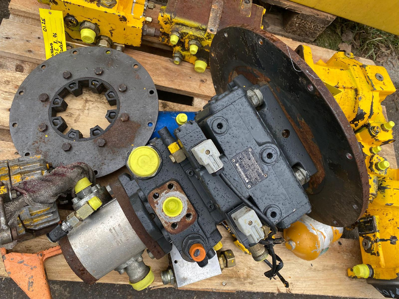 Furukawa Hydromatik A4VG 90 - Hidraulična pumpa za Građevinski strojevi: slika Furukawa Hydromatik A4VG 90 - Hidraulična pumpa za Građevinski strojevi Furukawa Hydromatik A4VG 90 - Hidraulična pumpa za Građevinski strojevi: slika Furukawa Hydromatik A4VG 90 - Hidraulična pumpa za Građevinski strojevi