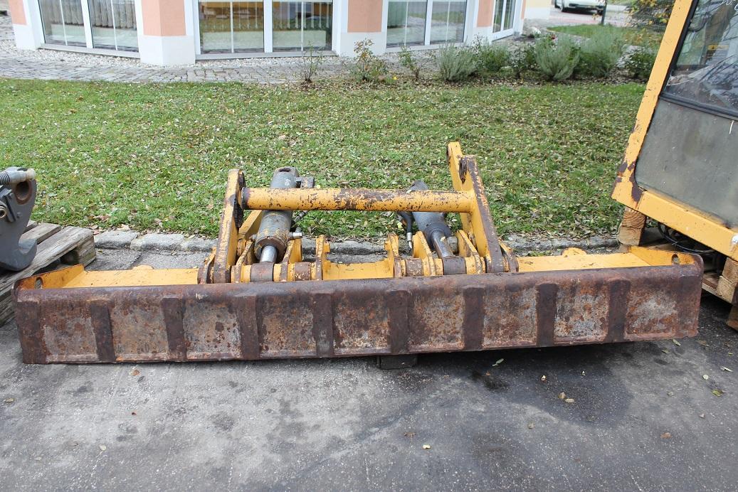 Furukawa W 625 - Nož za Bager: slika Furukawa W 625 - Nož za Bager Furukawa W 625 - Nož za Bager: slika Furukawa W 625 - Nož za Bager