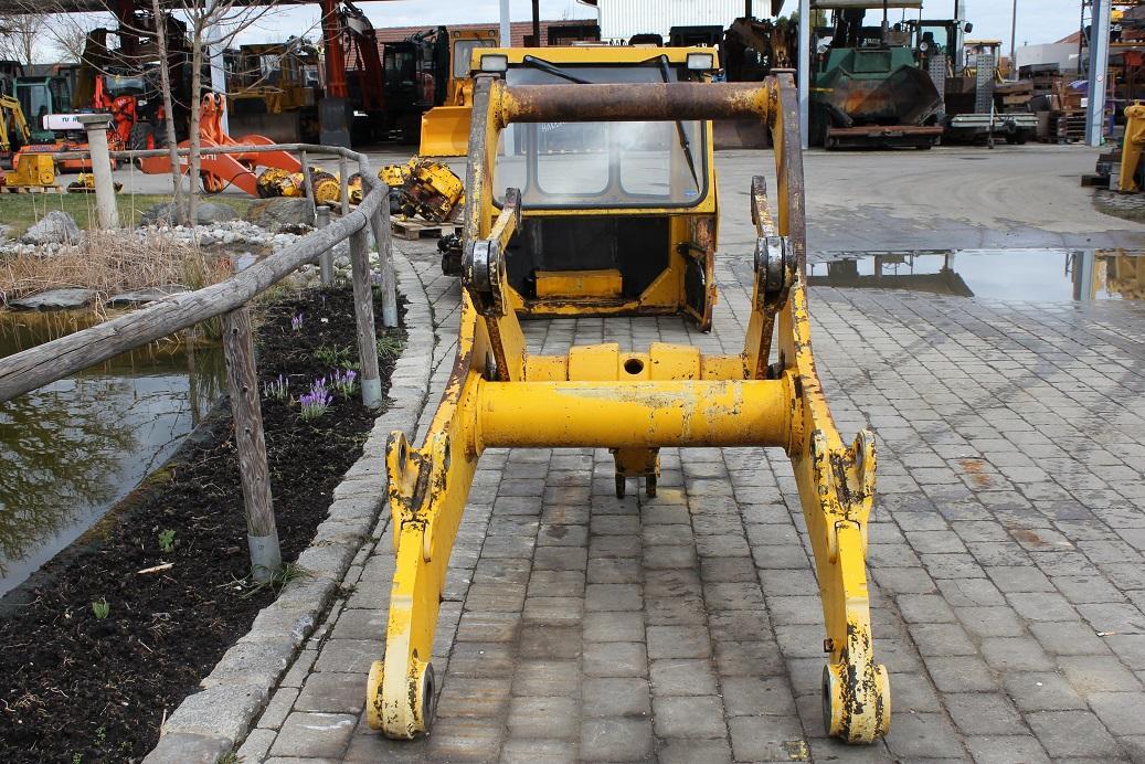 Hanomag 55C - Krak za Utovarivač na kotačima: slika Hanomag 55C - Krak za Utovarivač na kotačima Hanomag 55C - Krak za Utovarivač na kotačima: slika Hanomag 55C - Krak za Utovarivač na kotačima