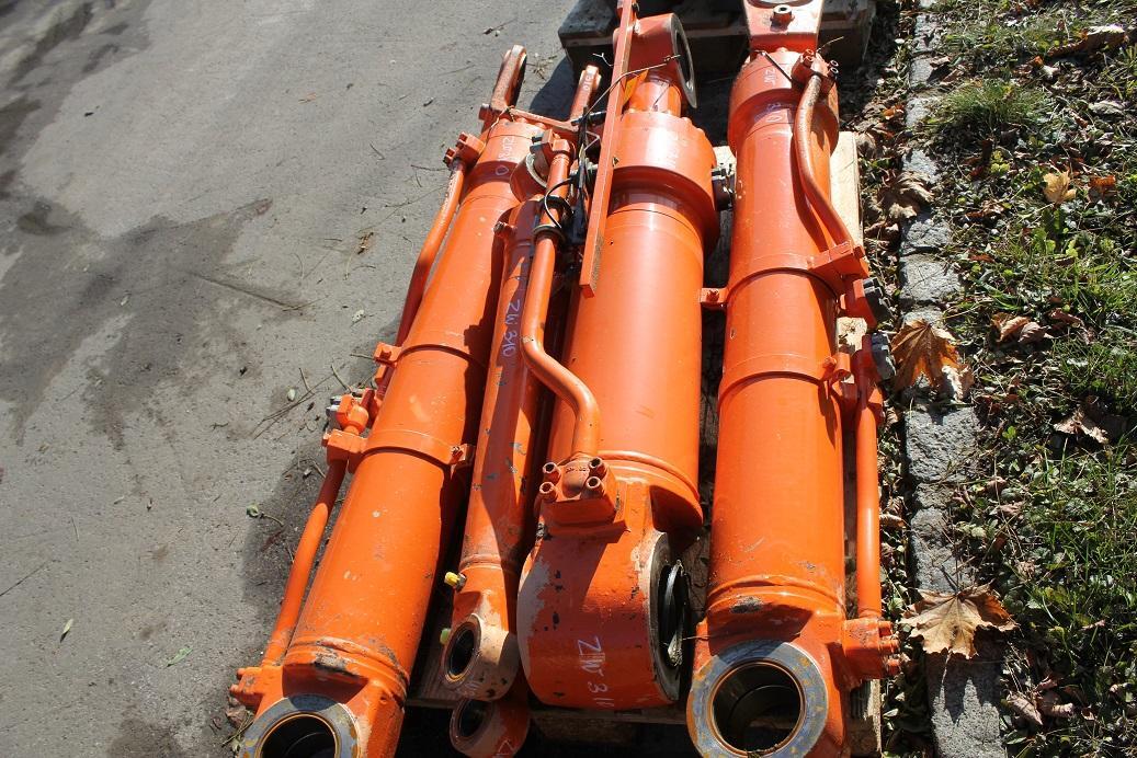 Hidraulični cilindar za Građevinski strojevi Hitachi ZW 310: slika Hidraulični cilindar za Građevinski strojevi Hitachi ZW 310 Hidraulični cilindar za Građevinski strojevi Hitachi ZW 310: slika Hidraulični cilindar za Građevinski strojevi Hitachi ZW 310