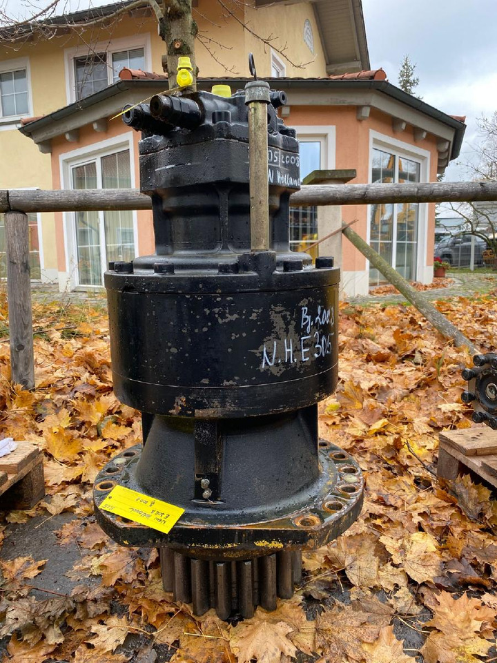 Holland E 305 - Motor okretanja za Građevinski strojevi: slika Holland E 305 - Motor okretanja za Građevinski strojevi Holland E 305 - Motor okretanja za Građevinski strojevi: slika Holland E 305 - Motor okretanja za Građevinski strojevi