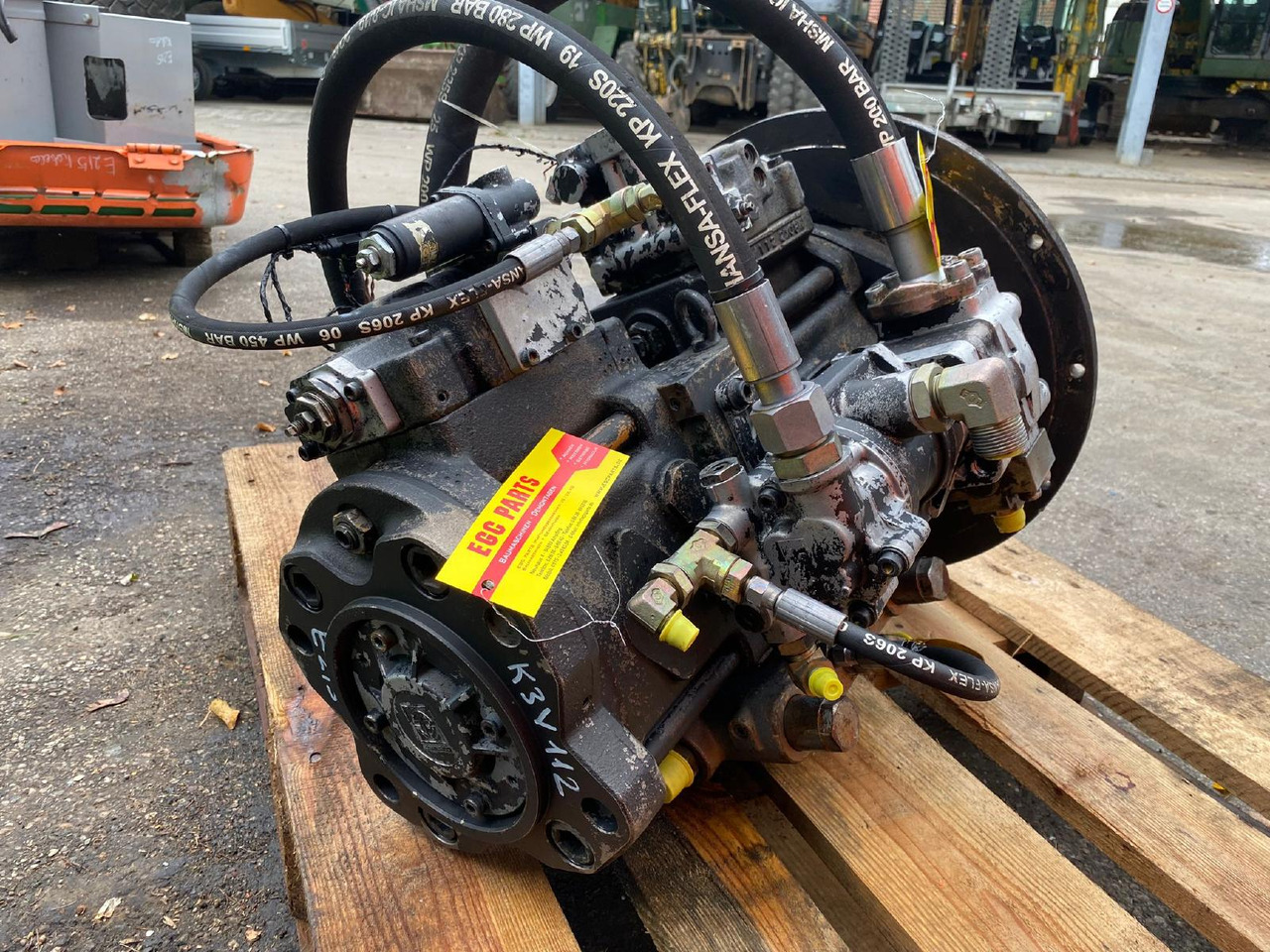 Kawasaki K3V112 aus Fiat Kobelco E 215 - Hidraulična pumpa za Građevinski strojevi: slika Kawasaki K3V112 aus Fiat Kobelco E 215 - Hidraulična pumpa za Građevinski strojevi Kawasaki K3V112 aus Fiat Kobelco E 215 - Hidraulična pumpa za Građevinski strojevi: slika Kawasaki K3V112 aus Fiat Kobelco E 215 - Hidraulična pumpa za Građevinski strojevi