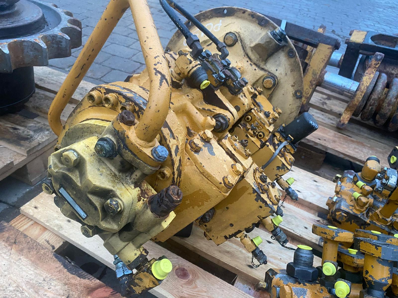 Komatsu PC 150 - Hidraulika za Građevinski strojevi: slika Komatsu PC 150 - Hidraulika za Građevinski strojevi Komatsu PC 150 - Hidraulika za Građevinski strojevi: slika Komatsu PC 150 - Hidraulika za Građevinski strojevi