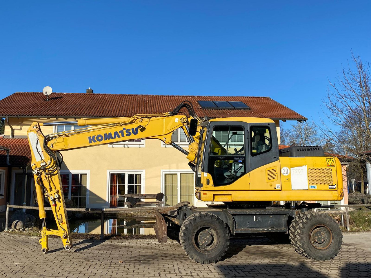 Komatsu PW 160-7E - Bager na kotačima: slika Komatsu PW 160-7E - Bager na kotačima Komatsu PW 160-7E - Bager na kotačima: slika Komatsu PW 160-7E - Bager na kotačima