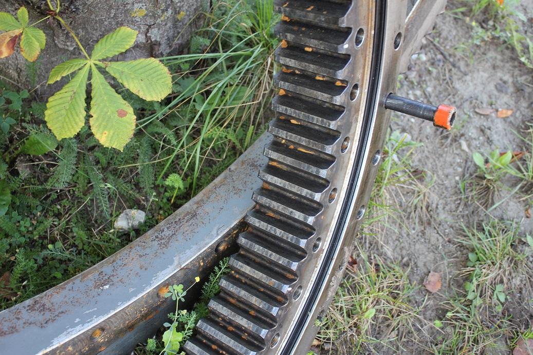 Komatsu PW 95 - Okretni prsten za Građevinski strojevi: slika Komatsu PW 95 - Okretni prsten za Građevinski strojevi Komatsu PW 95 - Okretni prsten za Građevinski strojevi: slika Komatsu PW 95 - Okretni prsten za Građevinski strojevi