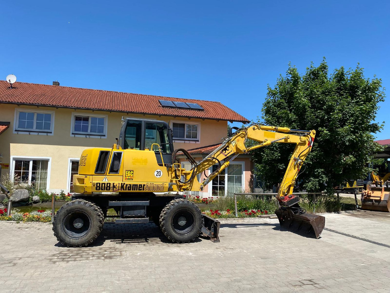 Kramer 808-3 - Bager na kotačima: slika Kramer 808-3 - Bager na kotačima Kramer 808-3 - Bager na kotačima: slika Kramer 808-3 - Bager na kotačima