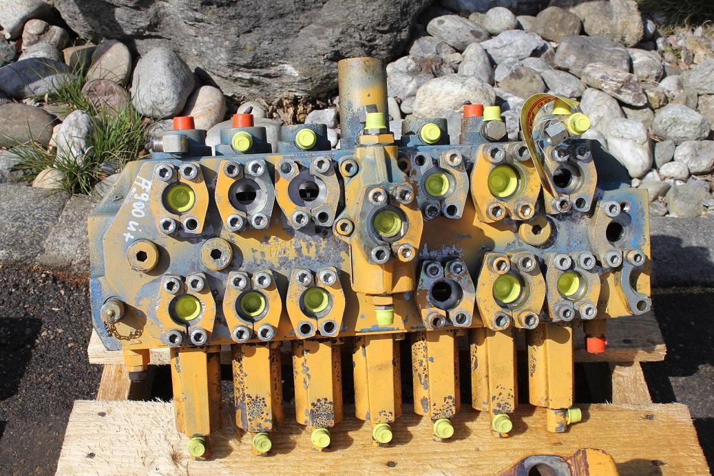 Liebherr A 900 LIT - Hidraulični ventil za Građevinski strojevi: slika Liebherr A 900 LIT - Hidraulični ventil za Građevinski strojevi Liebherr A 900 LIT - Hidraulični ventil za Građevinski strojevi: slika Liebherr A 900 LIT - Hidraulični ventil za Građevinski strojevi