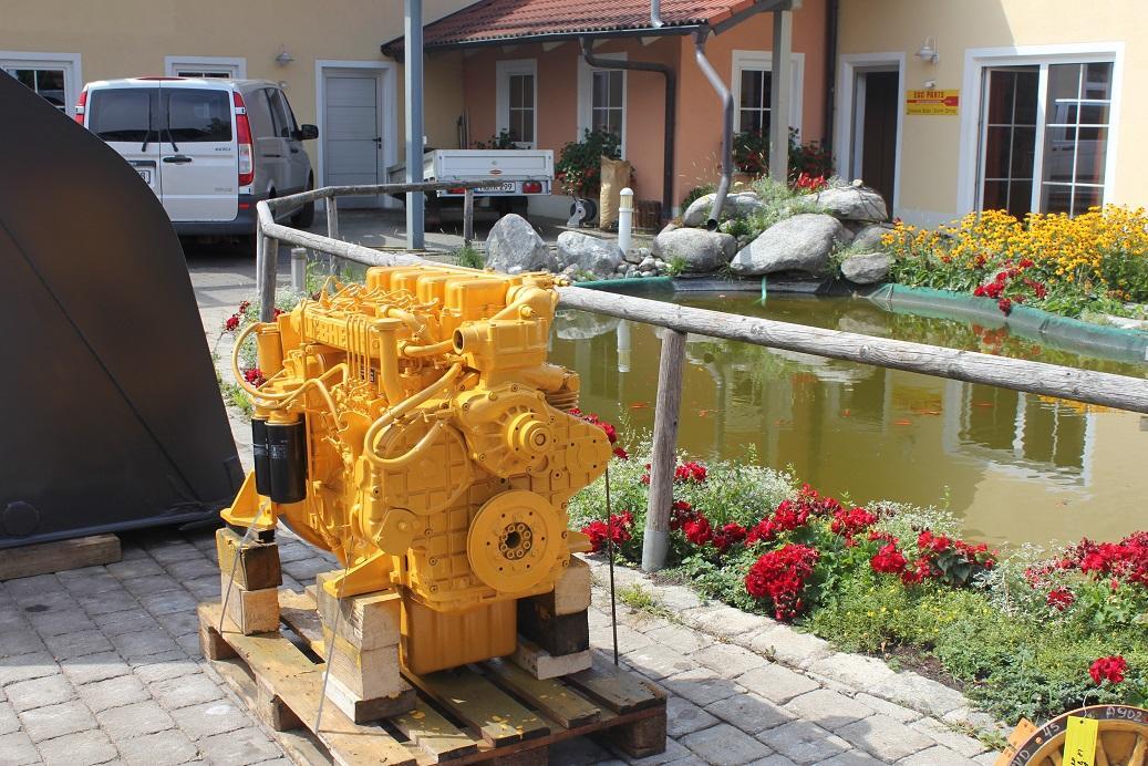 Liebherr D904 NA aus LH R 912 - Motor za Građevinski strojevi: slika Liebherr D904 NA aus LH R 912 - Motor za Građevinski strojevi Liebherr D904 NA aus LH R 912 - Motor za Građevinski strojevi: slika Liebherr D904 NA aus LH R 912 - Motor za Građevinski strojevi