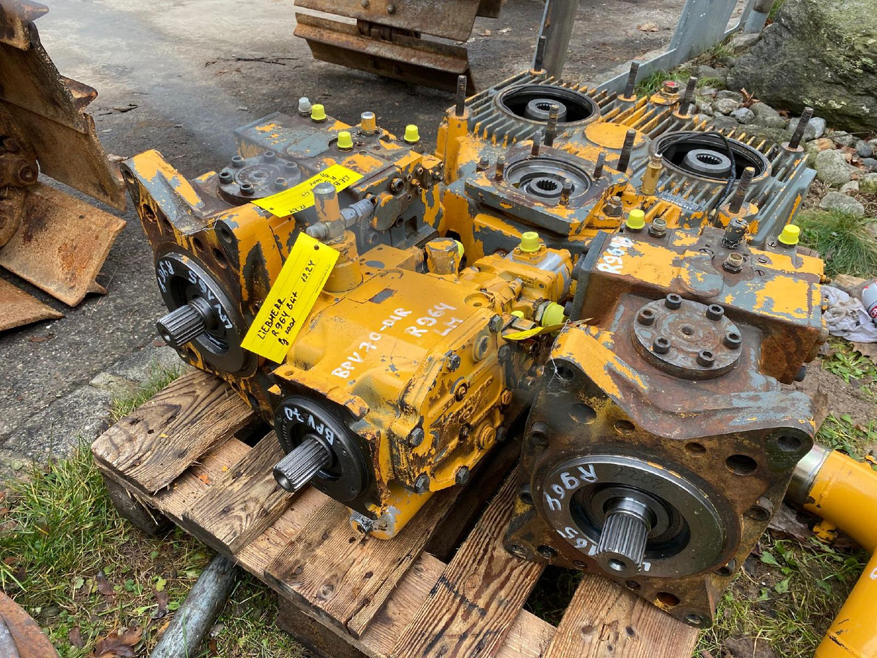 Liebherr LPV 165, MKA 350, Linde BPV 70 aus R964 - Hidraulična pumpa za Građevinski strojevi: slika Liebherr LPV 165, MKA 350, Linde BPV 70 aus R964 - Hidraulična pumpa za Građevinski strojevi Liebherr LPV 165, MKA 350, Linde BPV 70 aus R964 - Hidraulična pumpa za Građevinski strojevi: slika Liebherr LPV 165, MKA 350, Linde BPV 70 aus R964 - Hidraulična pumpa za Građevinski strojevi