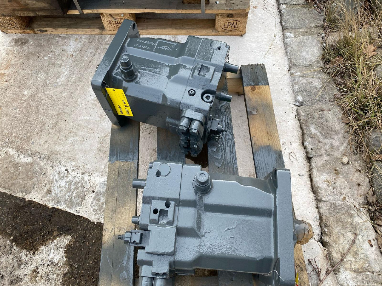 Liebherr Linde HMV 210 aus PR 724 - Reduktor pogona za Građevinski strojevi: slika Liebherr Linde HMV 210 aus PR 724 - Reduktor pogona za Građevinski strojevi Liebherr Linde HMV 210 aus PR 724 - Reduktor pogona za Građevinski strojevi: slika Liebherr Linde HMV 210 aus PR 724 - Reduktor pogona za Građevinski strojevi