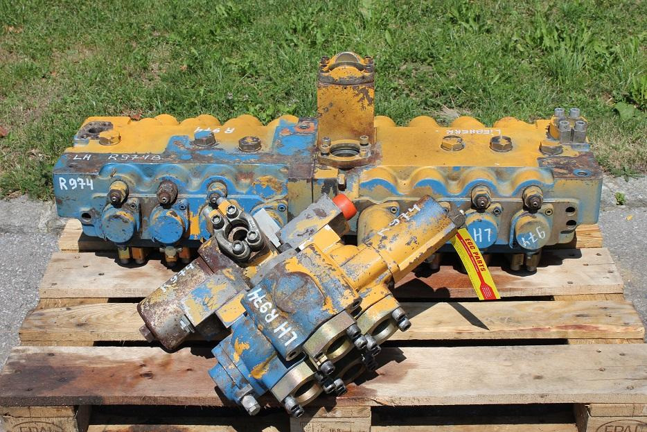 Liebherr R 974 - Hidraulični ventil za Građevinski strojevi: slika Liebherr R 974 - Hidraulični ventil za Građevinski strojevi Liebherr R 974 - Hidraulični ventil za Građevinski strojevi: slika Liebherr R 974 - Hidraulični ventil za Građevinski strojevi