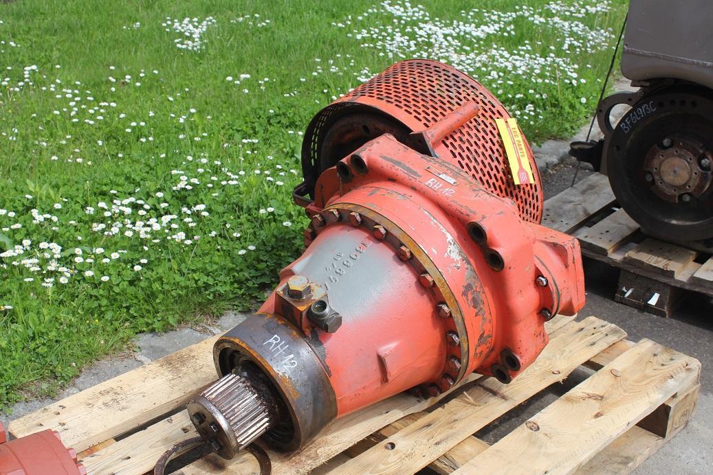 O&K RH 12 - Motor okretanja za Bager gusjeničar: slika O&K RH 12 - Motor okretanja za Bager gusjeničar O&K RH 12 - Motor okretanja za Bager gusjeničar: slika O&K RH 12 - Motor okretanja za Bager gusjeničar