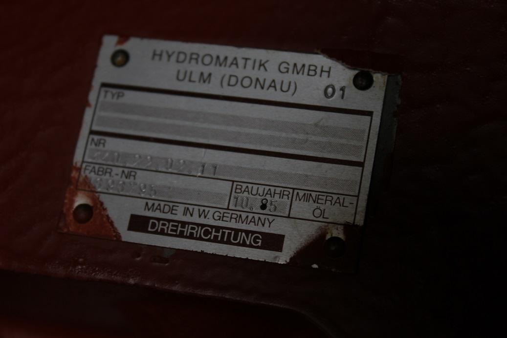 Sennebogen Hydromatik / SR 26 - Reduktor pogona za Građevinski strojevi: slika Sennebogen Hydromatik / SR 26 - Reduktor pogona za Građevinski strojevi Sennebogen Hydromatik / SR 26 - Reduktor pogona za Građevinski strojevi: slika Sennebogen Hydromatik / SR 26 - Reduktor pogona za Građevinski strojevi