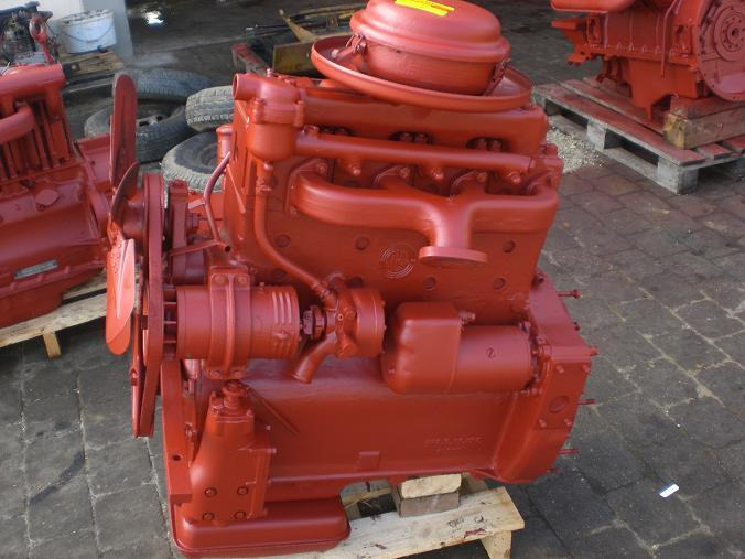 Steyr 4 Zylinder - Motor za Građevinski strojevi: slika  Steyr 4 Zylinder - Motor za Građevinski strojevi Steyr 4 Zylinder - Motor za Građevinski strojevi: slika  Steyr 4 Zylinder - Motor za Građevinski strojevi