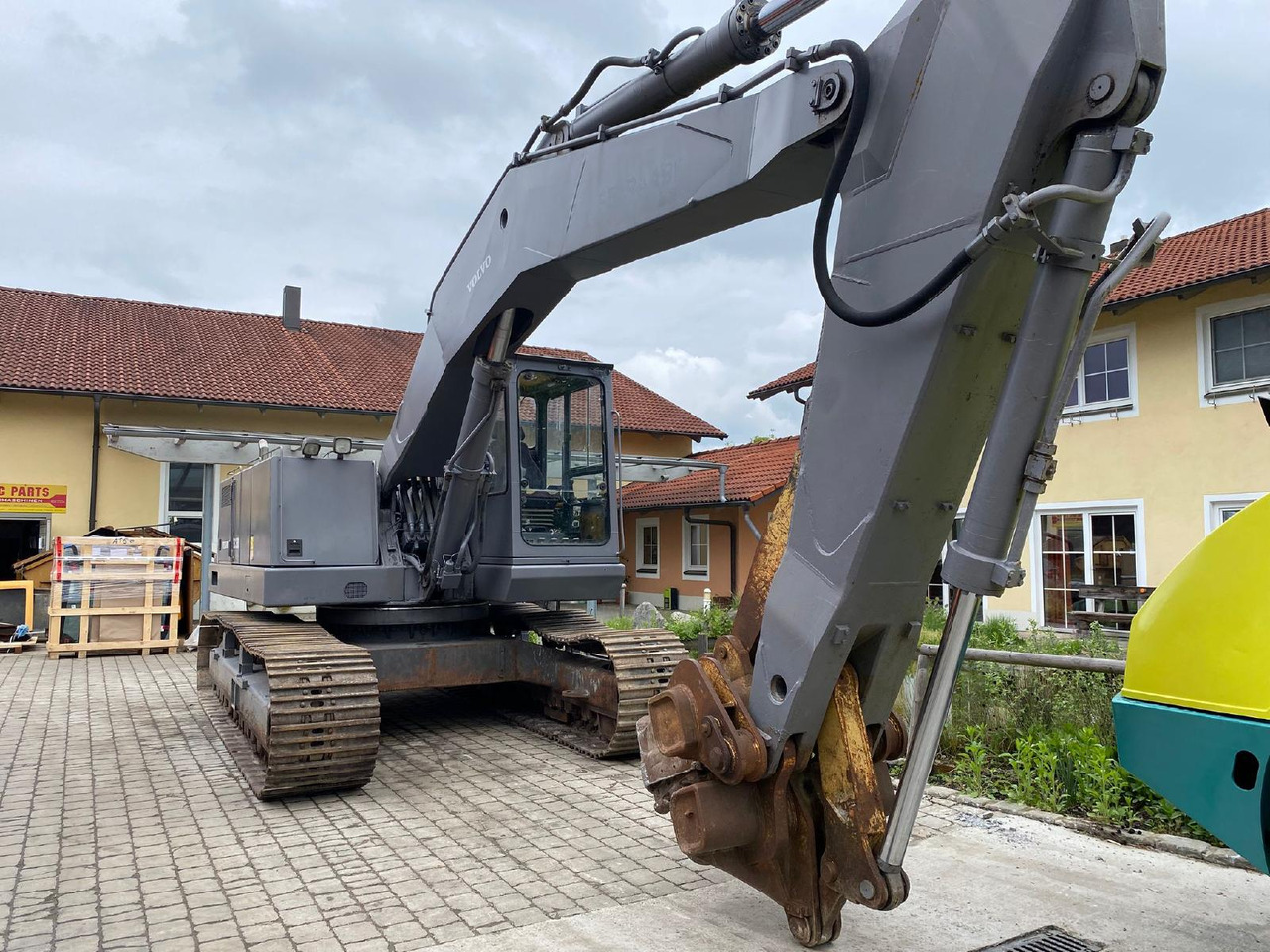 Volvo-Akermann EC 300 - Bager gusjeničar: slika Volvo-Akermann EC 300 - Bager gusjeničar Volvo-Akermann EC 300 - Bager gusjeničar: slika Volvo-Akermann EC 300 - Bager gusjeničar