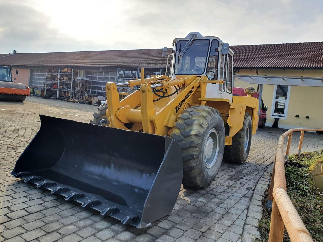 Zettelmeyer ZL 1700 - Utovarivač na kotačima: slika Zettelmeyer ZL 1700 - Utovarivač na kotačima Zettelmeyer ZL 1700 - Utovarivač na kotačima: slika Zettelmeyer ZL 1700 - Utovarivač na kotačima