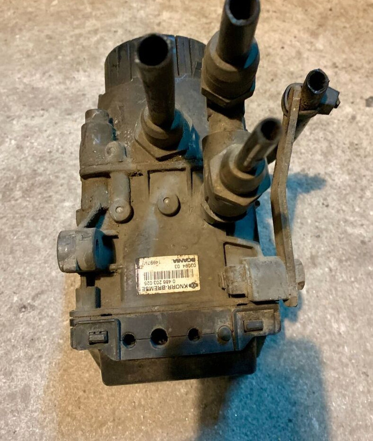 0486203025 Scania R - Kočioni ventil za Kamion: slika 0486203025 Scania R - Kočioni ventil za Kamion 0486203025 Scania R - Kočioni ventil za Kamion: slika 0486203025 Scania R - Kočioni ventil za Kamion