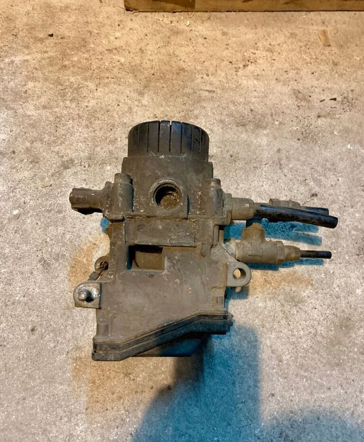 0486203025 Scania R - Kočioni ventil za Kamion: slika 0486203025 Scania R - Kočioni ventil za Kamion 0486203025 Scania R - Kočioni ventil za Kamion: slika 0486203025 Scania R - Kočioni ventil za Kamion