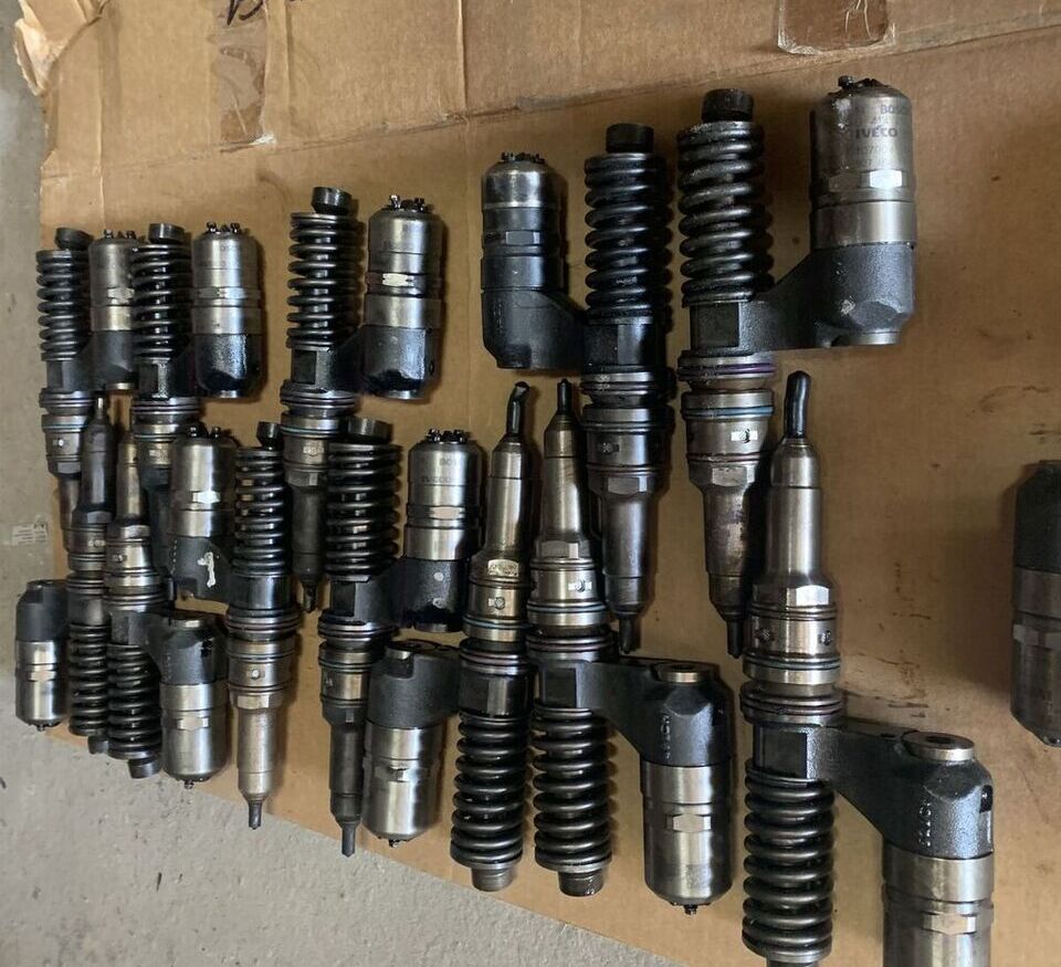 Bosch 0414701006 IVECO Stralis Euro 3,4 New Holland, Case - Brizgalica za Kamion: slika Bosch 0414701006 IVECO Stralis Euro 3,4 New Holland, Case - Brizgalica za Kamion Bosch 0414701006 IVECO Stralis Euro 3,4 New Holland, Case - Brizgalica za Kamion: slika Bosch 0414701006 IVECO Stralis Euro 3,4 New Holland, Case - Brizgalica za Kamion