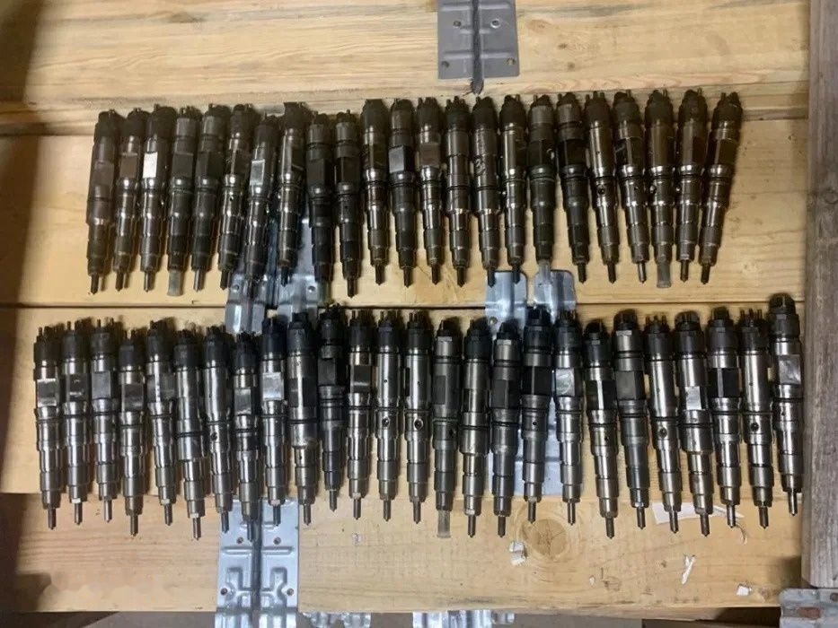 Bosch MAN TGX TGS Common Rail 0445120202 MAN TGX TGS 0445 120 202 różne numery Bosch original truck - Brizgalica za Kamion: slika Bosch MAN TGX TGS Common Rail 0445120202 MAN TGX TGS 0445 120 202 różne numery Bosch original truck - Brizgalica za Kamion Bosch MAN TGX TGS Common Rail 0445120202 MAN TGX TGS 0445 120 202 różne numery Bosch original truck - Brizgalica za Kamion: slika Bosch MAN TGX TGS Common Rail 0445120202 MAN TGX TGS 0445 120 202 różne numery Bosch original truck - Brizgalica za Kamion