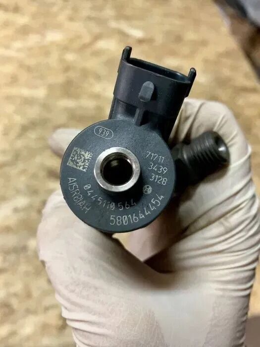 E Iveco Daily 0445110564 Oryginał 0445110564 - Brizgalica za Kamion: slika  E Iveco Daily 0445110564 Oryginał 0445110564 - Brizgalica za Kamion E Iveco Daily 0445110564 Oryginał 0445110564 - Brizgalica za Kamion: slika  E Iveco Daily 0445110564 Oryginał 0445110564 - Brizgalica za Kamion