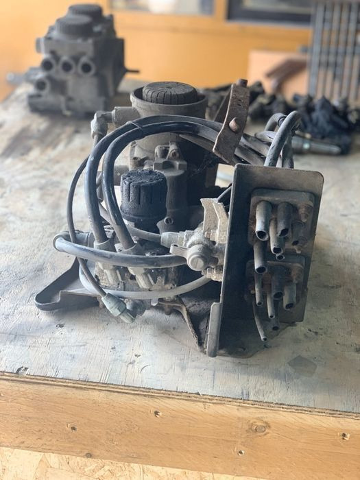 Hurt komplet demontaż 0486205014 Scania - Kočioni ventil za Kamion: slika Hurt komplet demontaż 0486205014 Scania - Kočioni ventil za Kamion Hurt komplet demontaż 0486205014 Scania - Kočioni ventil za Kamion: slika Hurt komplet demontaż 0486205014 Scania - Kočioni ventil za Kamion