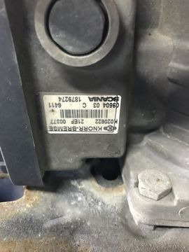 Knorr-Bremse Europa 1827274 Scania R - Kočioni ventil za Kamion: slika Knorr-Bremse Europa 1827274 Scania R - Kočioni ventil za Kamion Knorr-Bremse Europa 1827274 Scania R - Kočioni ventil za Kamion: slika Knorr-Bremse Europa 1827274 Scania R - Kočioni ventil za Kamion