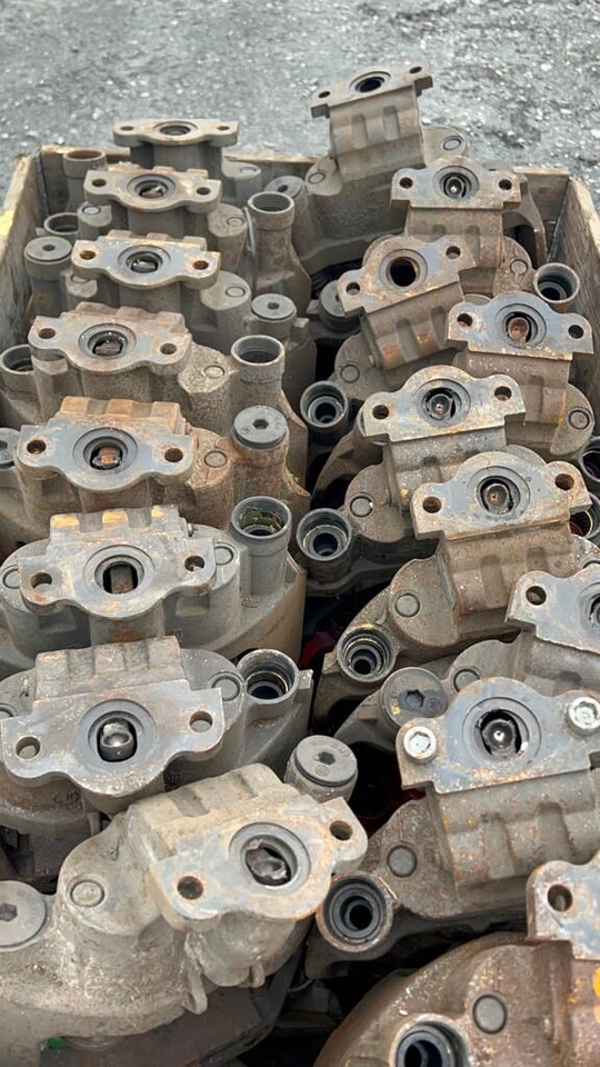 MAN SN7 / SB7 TGX TGA SN7228 / SN7086 / SN7096 MAN - Kočiona čeljust za Kamion: slika MAN SN7 / SB7 TGX TGA SN7228 / SN7086 / SN7096 MAN - Kočiona čeljust za Kamion MAN SN7 / SB7 TGX TGA SN7228 / SN7086 / SN7096 MAN - Kočiona čeljust za Kamion: slika MAN SN7 / SB7 TGX TGA SN7228 / SN7086 / SN7096 MAN - Kočiona čeljust za Kamion