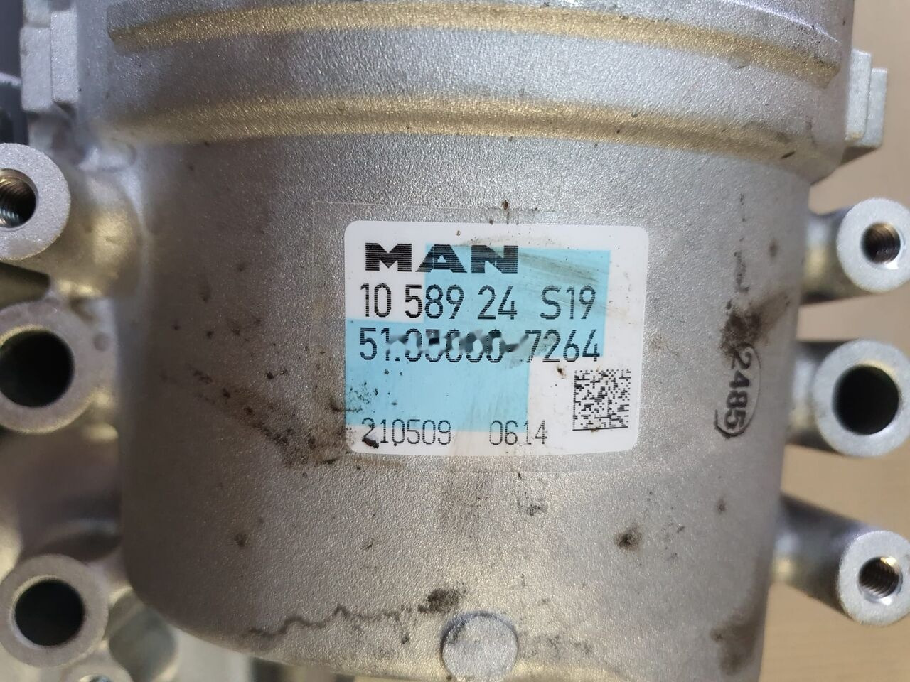 Mann-Filter MAN EURO 6 TGA TGX MAN TGX / TGS Euro 6 truck - Filter ulja za Kamion: slika Mann-Filter MAN EURO 6 TGA TGX MAN TGX / TGS Euro 6 truck - Filter ulja za Kamion Mann-Filter MAN EURO 6 TGA TGX MAN TGX / TGS Euro 6 truck - Filter ulja za Kamion: slika Mann-Filter MAN EURO 6 TGA TGX MAN TGX / TGS Euro 6 truck - Filter ulja za Kamion