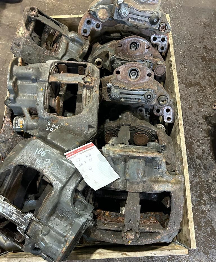 Mercedes-Benz Mercedes Actros SM 0* - Kočiona čeljust za Kamion: slika Mercedes-Benz Mercedes Actros SM 0* - Kočiona čeljust za Kamion Mercedes-Benz Mercedes Actros SM 0* - Kočiona čeljust za Kamion: slika Mercedes-Benz Mercedes Actros SM 0* - Kočiona čeljust za Kamion